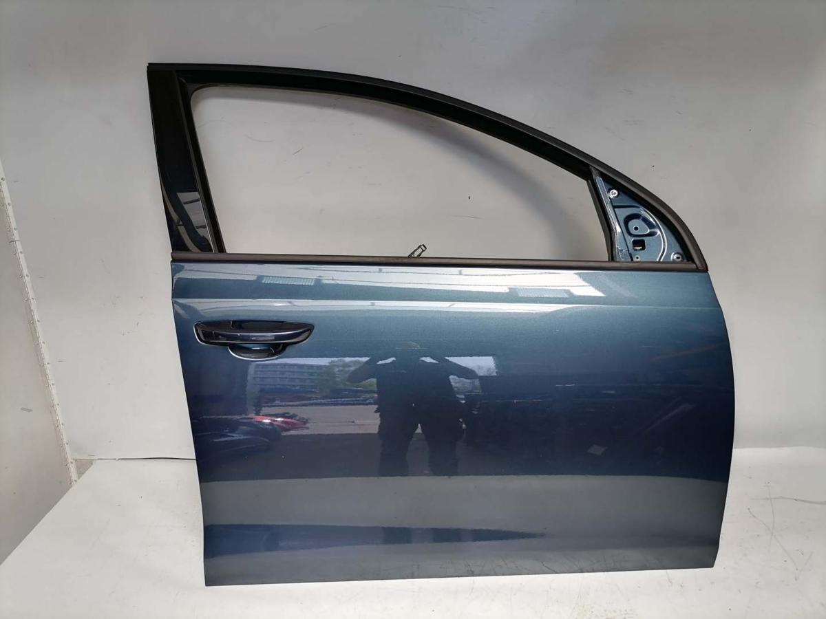 VW Golf 6 original T&uuml;r vorn rechts LC5F Blue Graphit 5-T&uuml;rer Rohbau Bj.2010